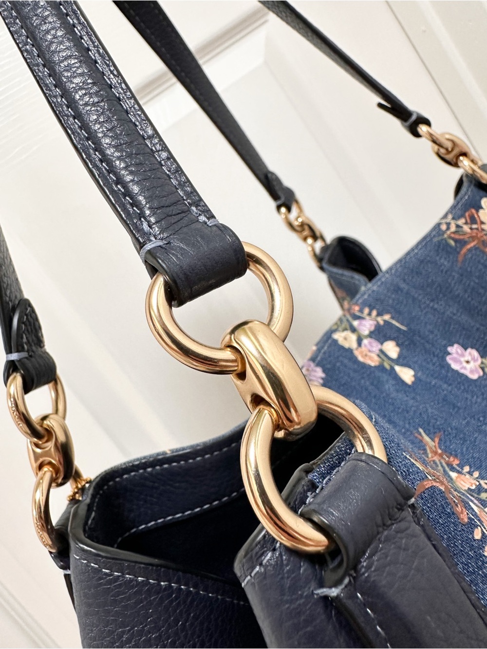 Coach Hallie Shoulder Bag Floral Bouquet Denim Print Navy Leather - Picture 7 of 15